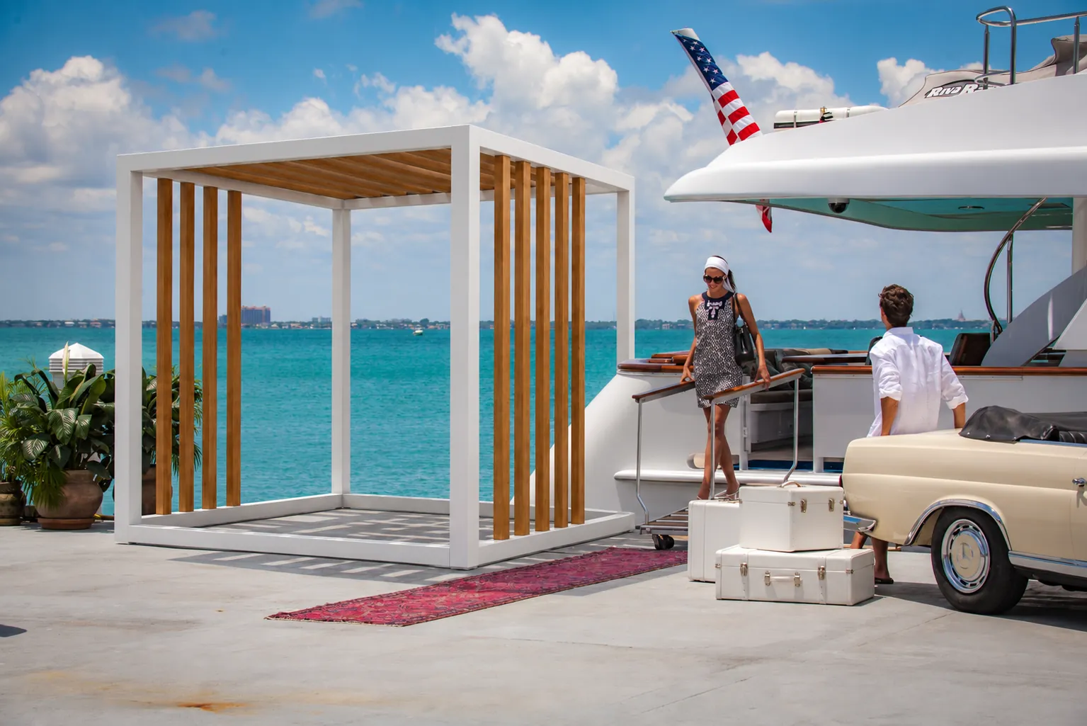 Open-frame cabana · Marina